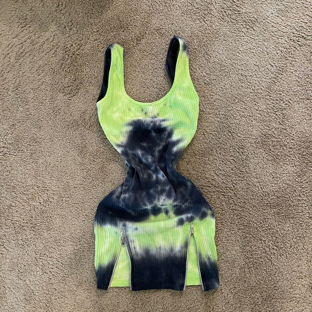 PrettyLittleThing PLT *RARE* tie dye zipper backless mini bodycon dress.